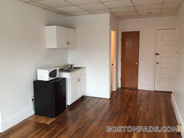 854 Beacon St in Boston, MA - Building Photo