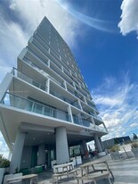 2000 Metropica Wy, Unit 2205 in Sunrise, FL - Building Photo