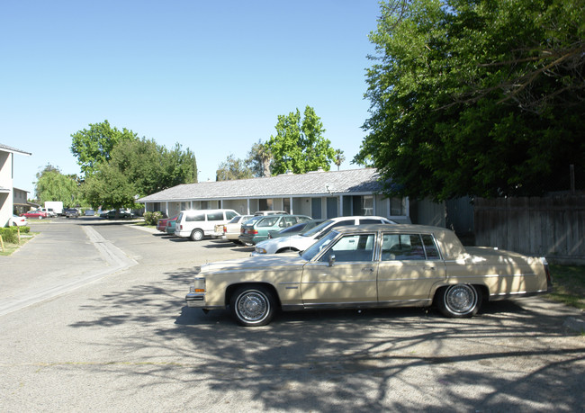 2906 Determine Dr in Atwater, CA - Foto de edificio - Building Photo