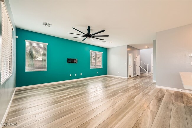 5990 Viscaya Grv St in Las Vegas, NV - Building Photo - Building Photo