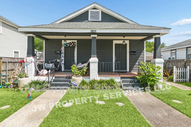 property at 1611 Hesiod St