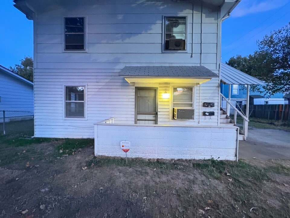 2408 S Woodward Ave, Unit 2408 in Oklahoma City, OK - Foto de edificio