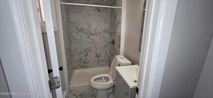 333 Oak St in Scranton, PA - Building Photo - Building Photo