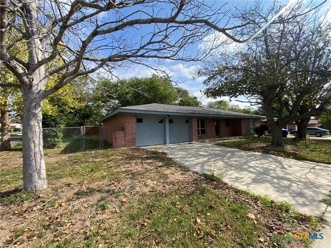 property at 1613 Miranda Ave