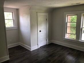 610 S Washington St, Unit #2 Upstairs in Kokomo, IN - Foto de edificio - Building Photo