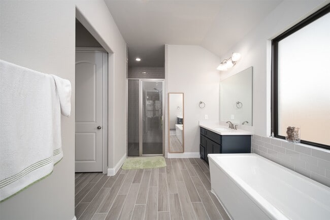 27427 Gardinia Ridge Dr