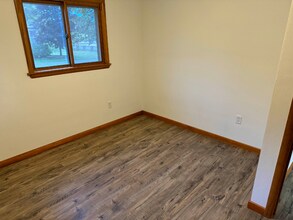 401 W 14th St in Marshfield, WI - Building Photo - Building Photo