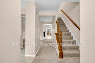 44 Robin Ridge Ct in Parkville, MD - Building Photo - Building Photo