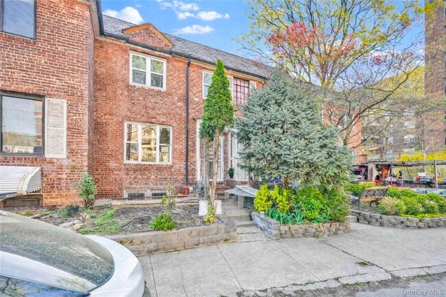 33-19 143rd St in Queens, NY - Building Photo - Building Photo