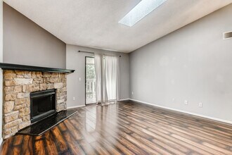 8225 Fairmount Dr in Denver, CO - Building Photo - Building Photo