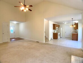 1772 Ridge Runner Ct in Clarksville, TN - Building Photo - Building Photo