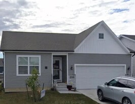 2200 Barry Dr in Adel, IA - Building Photo