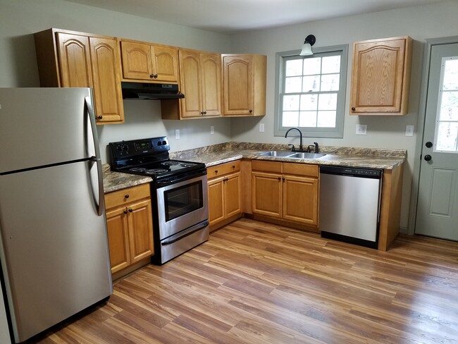 983 Tower Rd Unit 2, Unit 2 in Ellijay, GA - Building Photo - Building Photo