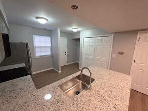 2138 Garland Ave in Fayetteville, AR - Building Photo - Building Photo