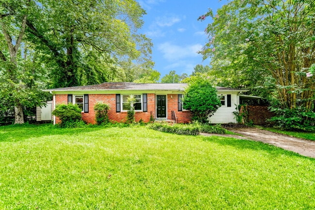 property at 1205 Lynn Acres Dr