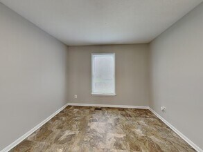 9408 Seven Courts Dr in Perry Hall, MD - Building Photo - Building Photo