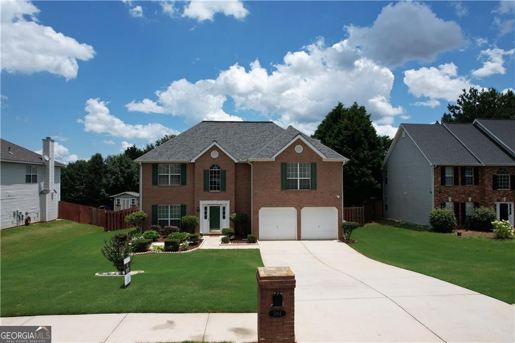 1184 Folkstone Dr in Mcdonough, GA - Building Photo