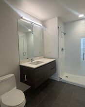 225 W Hubbard St in Chicago, IL - Building Photo - Building Photo