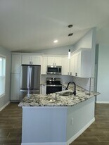 674 Beard Ave in Sebastian, FL - Building Photo