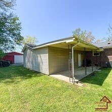 512 W Maple St in Morrison, TN - Building Photo - Building Photo