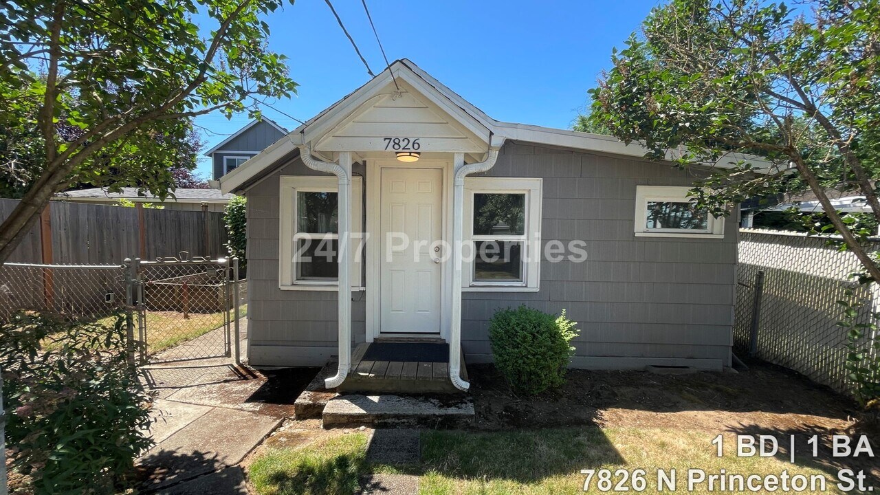 7826 N Princeton St in Portland, OR - Building Photo