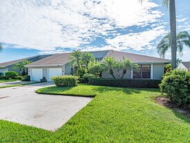 13312 Touchstone Plz in West Palm Beach, FL - Building Photo