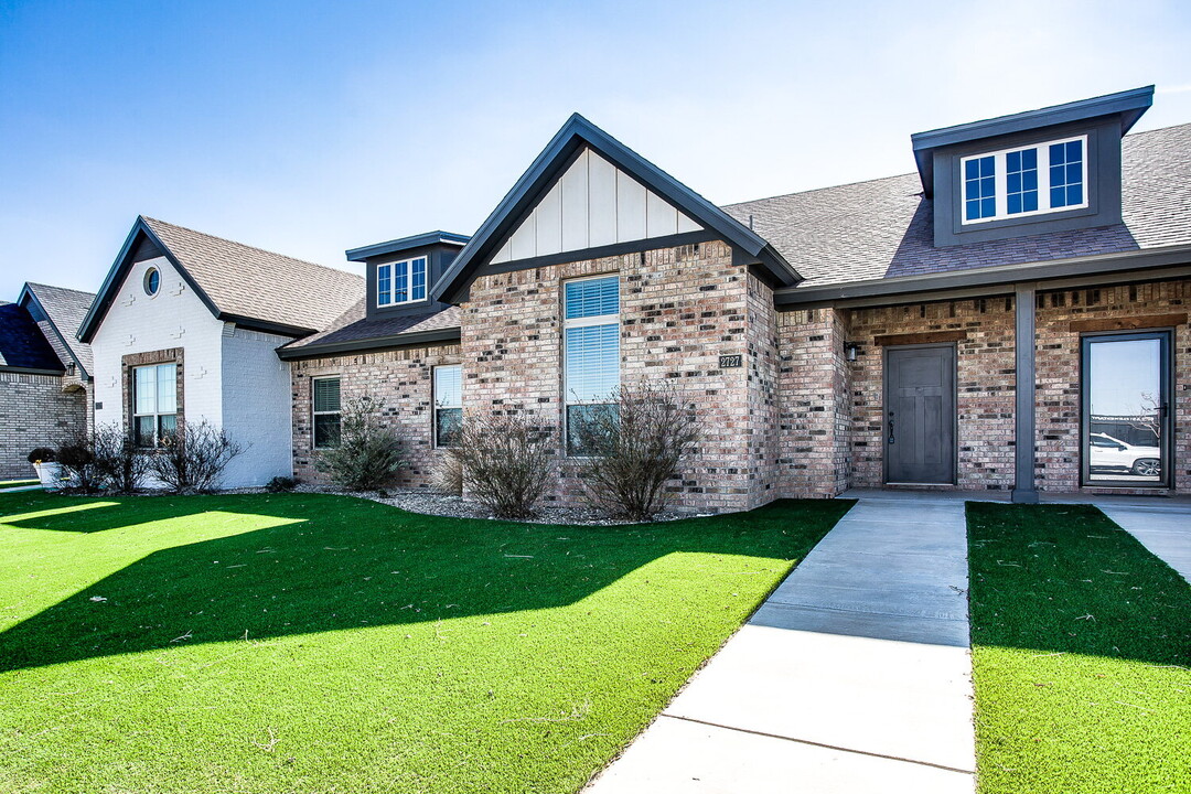2727 137th St in Lubbock, TX - Building Photo
