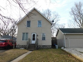 1116 Hancock St in Port Huron, MI - Building Photo