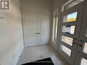 43 Mckernan Ave. in Brantford, ON - Building Photo - Building Photo