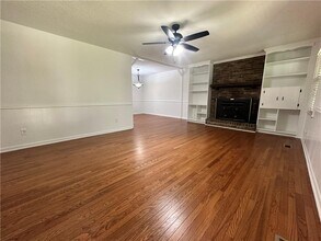360 Teague Dr NW in Kennesaw, GA - Building Photo - Building Photo