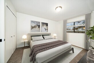 ReNew Kentwood in Kentwood, MI - Building Photo - Building Photo