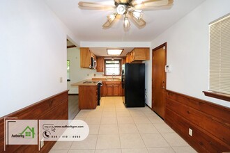 1744 Kildare Dr in Redding, CA - Building Photo - Building Photo