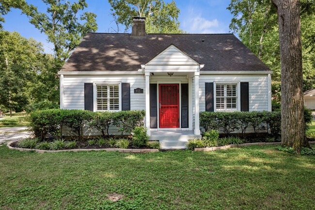 property at 5927 Old Harding Pike