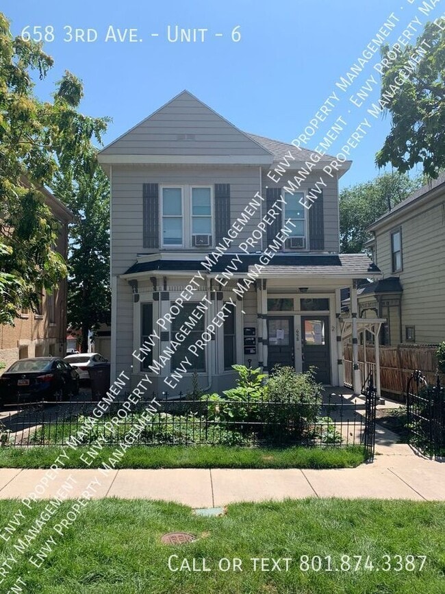 property at 658 3rd Ave