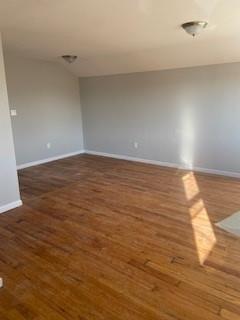 643 Beach 67th St-Unit -2nd Floor in Queens, NY - Foto de edificio - Building Photo