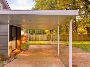 2597 Henderson St in Memphis, TN - Building Photo - Building Photo
