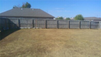200 Sage St in Centerton, AR - Building Photo - Building Photo