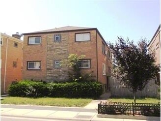 8615 Grand Ave in River Grove, IL - Foto de edificio
