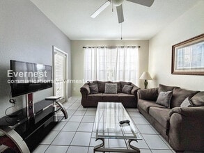 8107 Coconut Pl in Kissimmee, FL - Building Photo - Building Photo