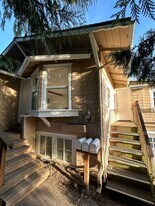 4511 SW Lander St in Seattle, WA - Building Photo