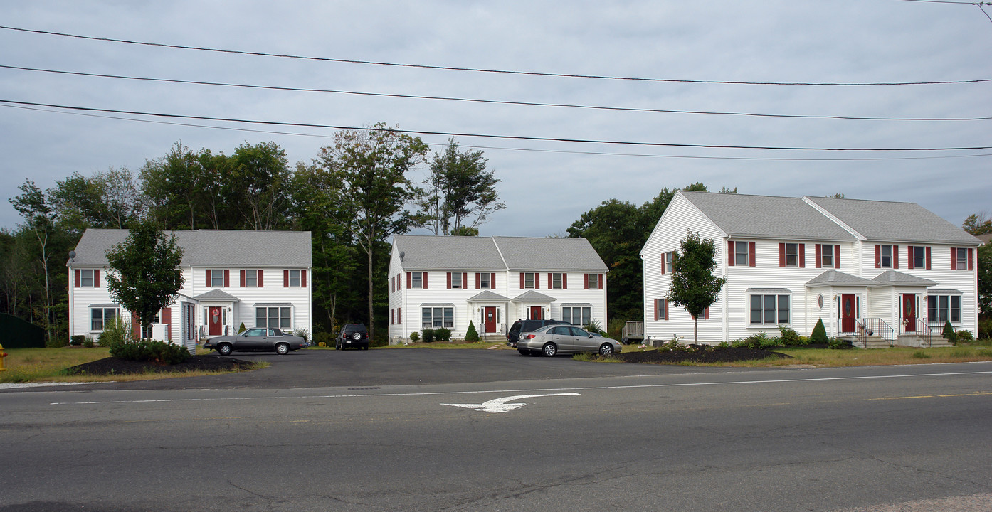 1693-1697 Main St in Weymouth, MA - Building Photo