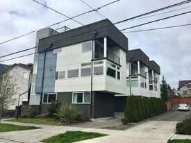 2418 NW 62nd St in Seattle, WA - Building Photo