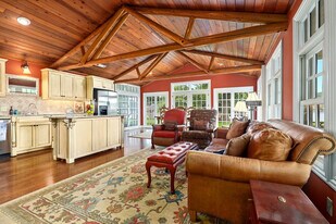 18440 Ponderosa Dr in Springdale, AR - Building Photo