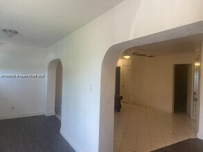 2993 NW 191st Terrace in Miami Gardens, FL - Building Photo - Building Photo