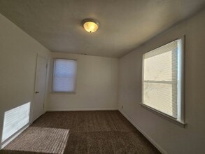 19 Mary Ann Ct in Florissant, MO - Foto de edificio - Building Photo