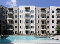 Cortland Las Colinas in Irving, TX - Foto de edificio - Building Photo