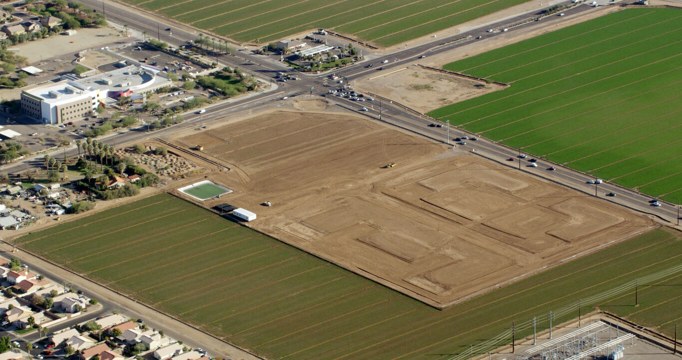 Avondale Commons in Avondale, AZ - Building Photo