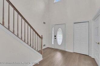 380 Sapphire Dr in Jackson Township, NJ - Building Photo - Building Photo