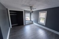 388 Independence Ct photo'