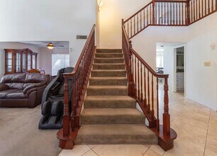 5742 W Palo Alto Ave in Fresno, CA - Building Photo - Building Photo